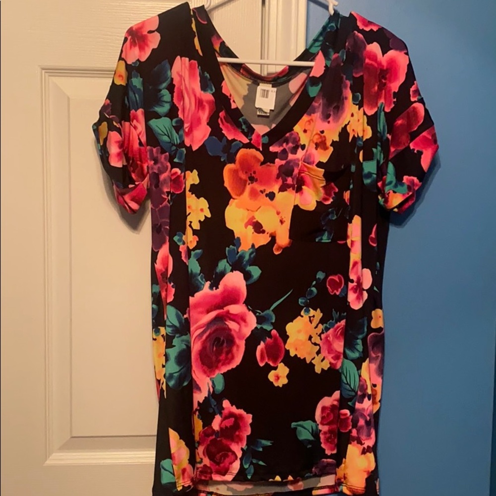 SUPER PRETTY TOP